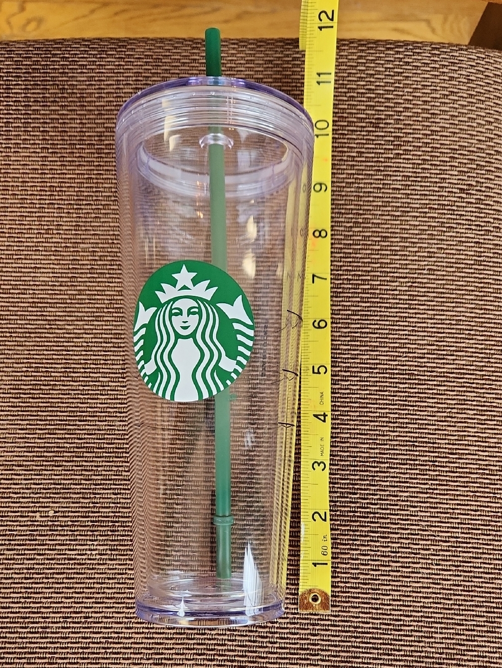 Starbucks Clear Venti Tumbler with Green Logo, Straw And Closable Lid